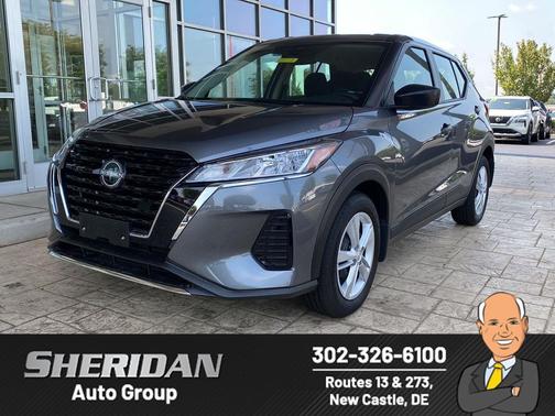 Gun Metallic 2025 Nissan Kicks S