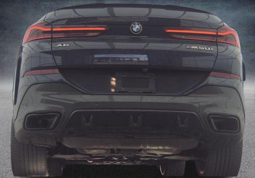 2023 BMW X6 M50i
