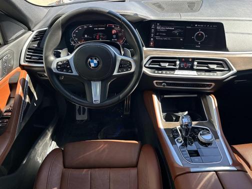 2023 BMW X6 M50i
