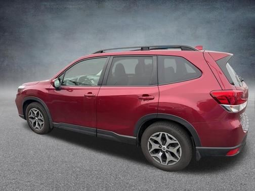 Crimson Red Pearl 2019 Subaru Forester Premium