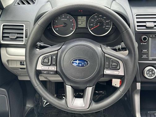 Quartz Blue Pearl 2018 Subaru Forester 2.5i