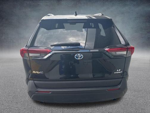 2020 Toyota RAV4 Hybrid LE