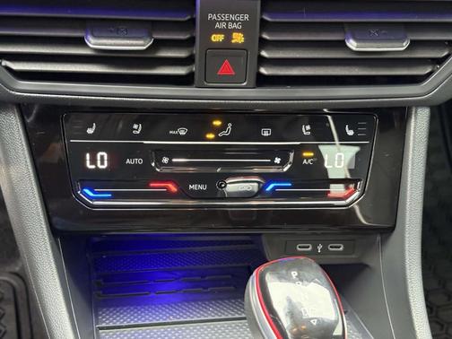 2025 Volkswagen Jetta GLI 2.0T Autobahn