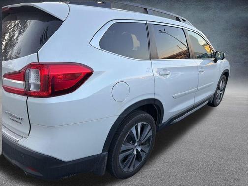 2022 Subaru Ascent Limited 8-Passenger