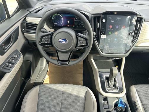 2025 Subaru Forester Hybrid Premium