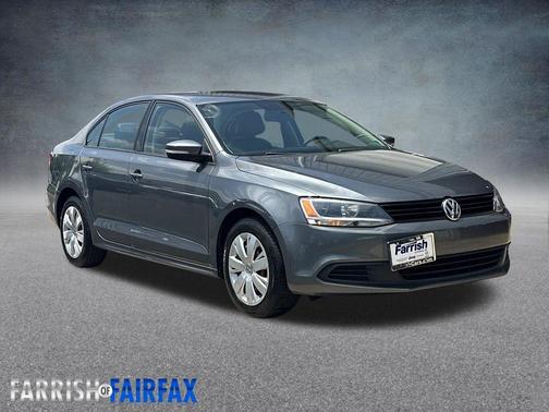 Platinum Gray Metallic 2014 Volkswagen Jetta SE