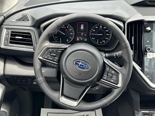 Crystal White Pearl 2026 Subaru Ascent Limited