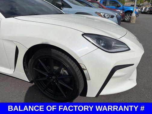 Halo 2023 Toyota GR86 Premium