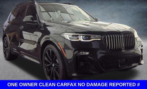 Black Sapphire Metallic 2022 BMW X7 M50i