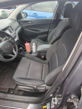 2016 Hyundai TUCSON SE