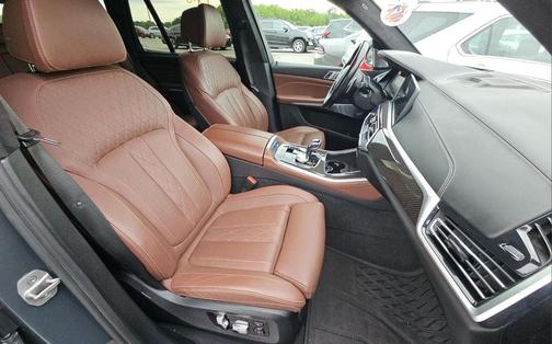 Dravit Gray Metallic 2021 BMW X5 M50i