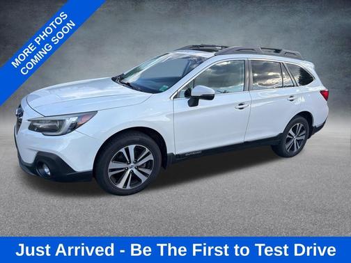 White 2018 Subaru Outback 3.6R Limited