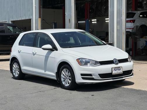 2017 Volkswagen Golf TSI S 4-Door