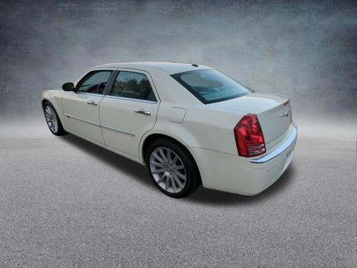 2010 Chrysler 300C Hemi