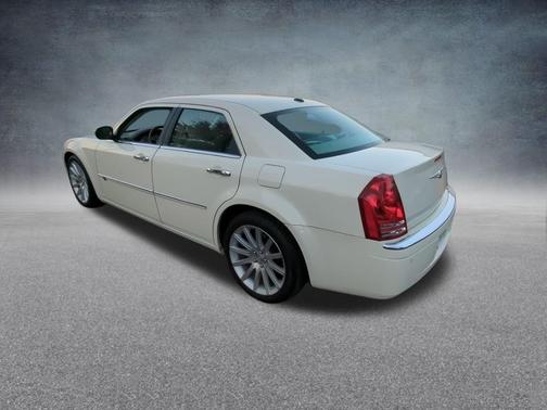 2010 Chrysler 300C Hemi