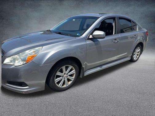 Steel Silver Metallic 2010 Subaru Legacy 2.5i