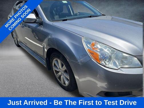 Steel Silver Metallic 2010 Subaru Legacy 2.5i