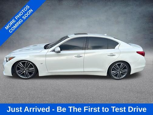 2015 INFINITI Q50 Premium