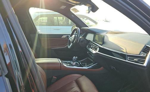 Black 2022 BMW X7 xDrive40i