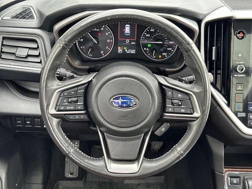 Crystal Black Silica 2024 Subaru Ascent Touring