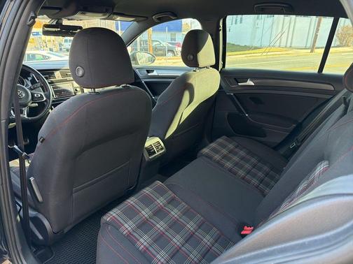 2019 Volkswagen Golf GTI 2.0T S