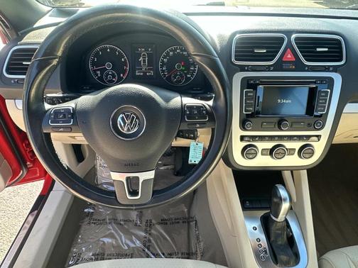 Flash Red 2015 Volkswagen Eos Komfort Edition