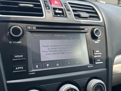 Jasmine Green Metallic 2017 Subaru Forester 2.5i
