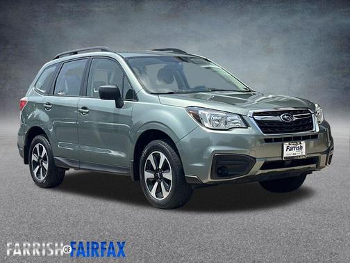 Jasmine Green Metallic 2017 Subaru Forester 2.5i