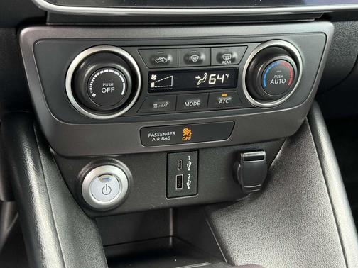 2023 Nissan Leaf S