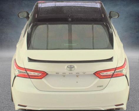 Wind Chill Pearl / Midnight Black Metallic 2020 Toyota Camry XSE