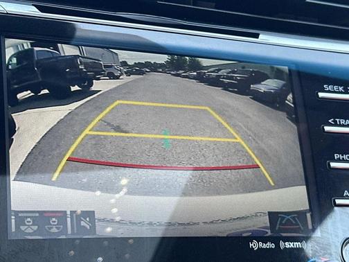 Wind Chill Pearl / Midnight Black Metallic 2020 Toyota Camry XSE