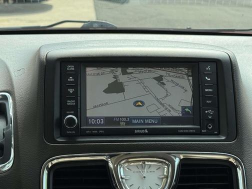 2012 Chrysler Town & Country Touring