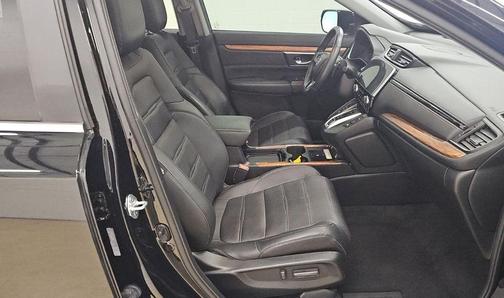 Crystal Black Pearl 2022 Honda CR-V Hybrid Touring