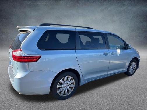 Sky Blue Pearl 2015 Toyota Sienna XLE Premium