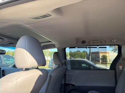 Sky Blue Pearl 2015 Toyota Sienna XLE Premium
