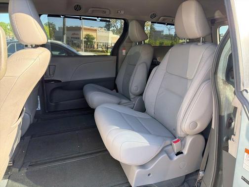 Sky Blue Pearl 2015 Toyota Sienna XLE Premium