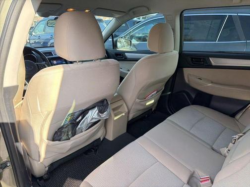 2019 Subaru Outback 2.5i