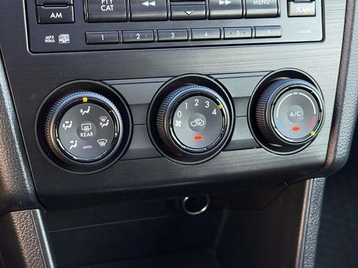 2014 Subaru Impreza 2.0i Premium