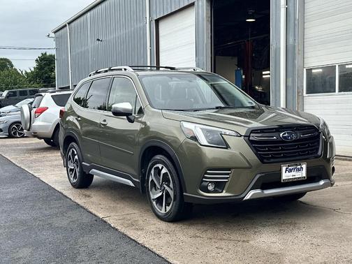 Autumn Green Metallic 2022 Subaru Forester Touring