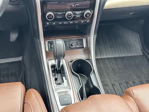 Brilliant Bronze Metallic 2022 Subaru Ascent Touring 7-Passenger