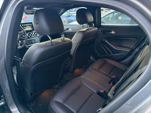 2018 Mercedes-Benz GLA 250 Base 4MATIC