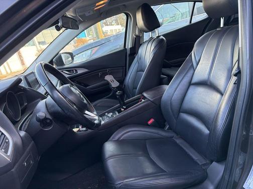 2017 Mazda Mazda3 Touring 2.5