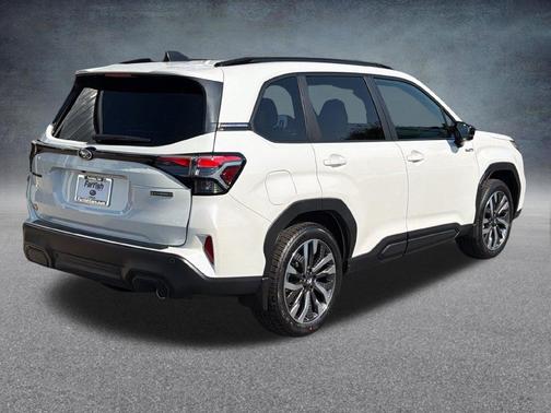 Crystal White Pearl 2026 Subaru Forester Touring