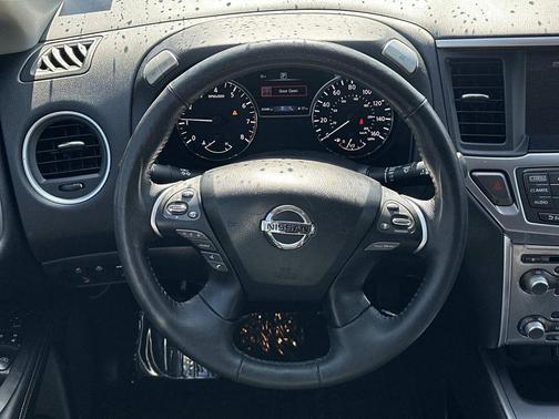 Gun Metallic 2019 Nissan Pathfinder SL