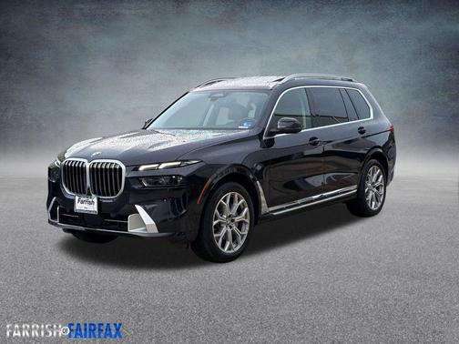 Black Sapphire Metallic 2025 BMW X7 xDrive40i