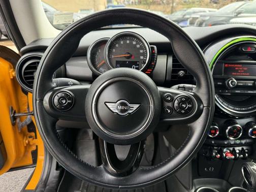 2015 MINI Hardtop Cooper