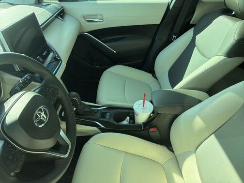 Wind Chill Pearl 2024 Toyota Corolla Cross XLE