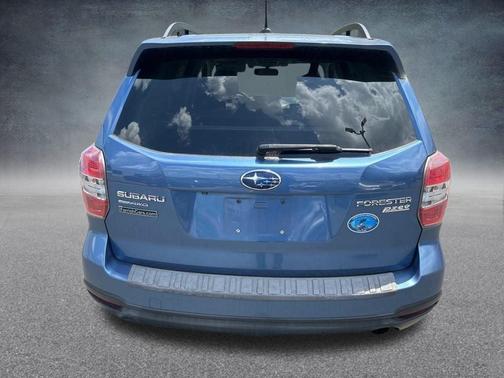 2015 Subaru Forester 2.5i Touring