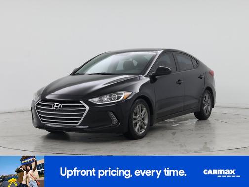 Black 2018 Hyundai ELANTRA SE