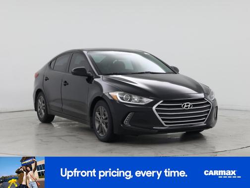 Black 2018 Hyundai ELANTRA SE